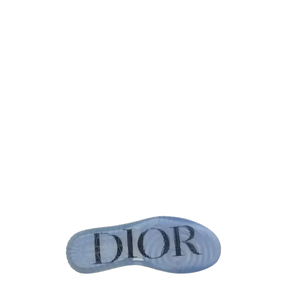 Air Jordan 1 Retro High x Dior Sneakers