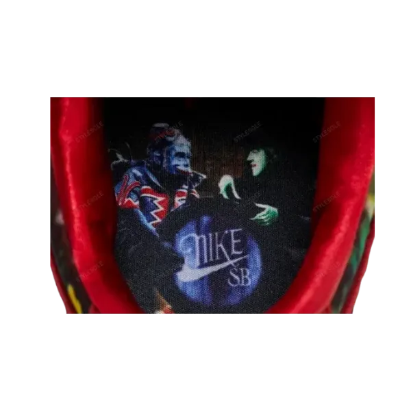 The Wizard of Oz x Nike Dunk Low SB ‘Poppy Field