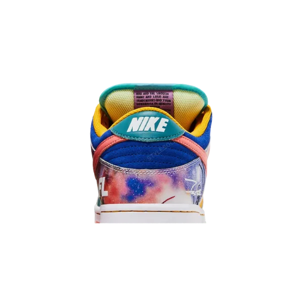 Futura Laboratories x Dunk Low SB “Sunblush” Friends & Family