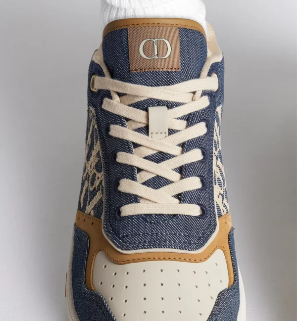 B27 Uptown Low – Blue Denim with Beige and Cognac Smooth Calfskin and Blue and Beige Raffia-Effect Dior Oblique Denim