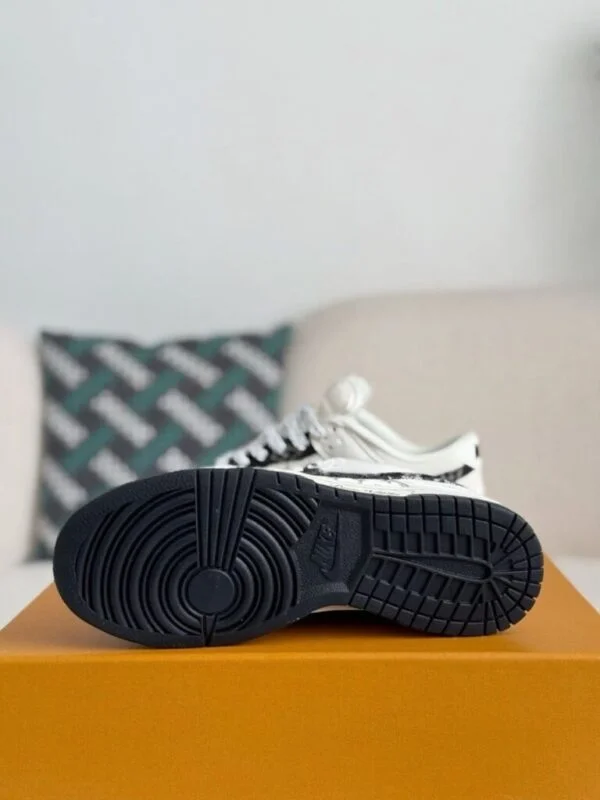 Nike Air Jordan 1 x LV Monogram Edition (Dunk Low Custom)