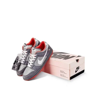 Nike SB Dunk Low Pro ‘Pigeon’ Dual Signed by Jeff Staple