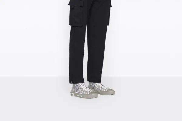 B23 League High – White Navy Blue